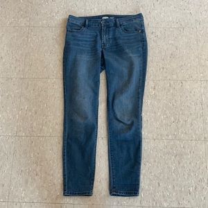 Old Navy Super Skinny Jean